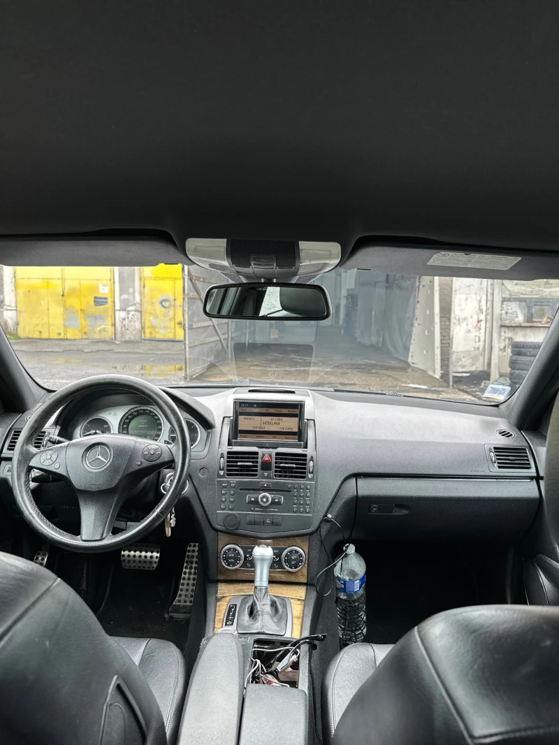 Mercedes-Benz C 220, снимка 9 - Автомобили и джипове - 52459000