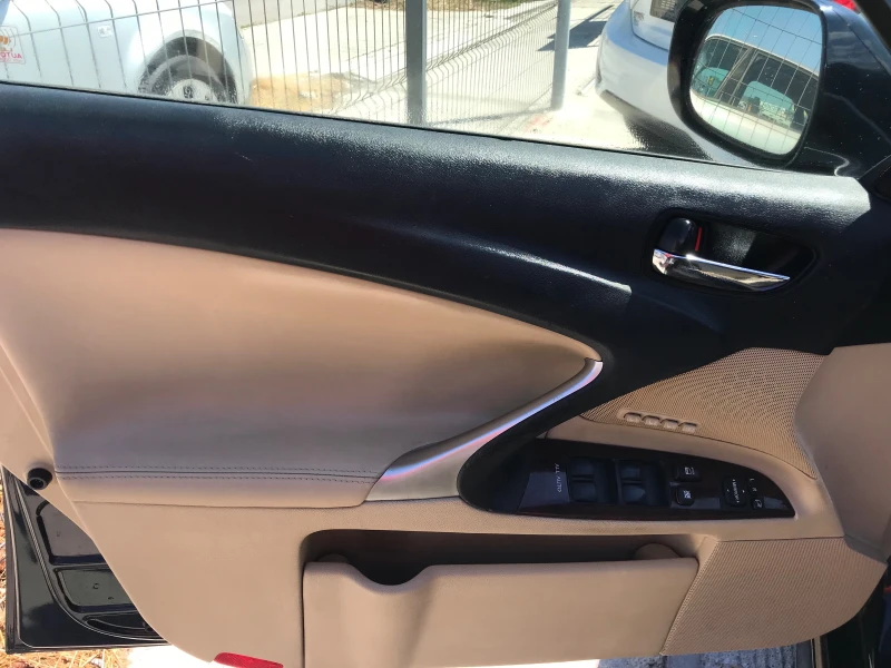 Lexus IS 250 AUTOM.-NAVi-full, снимка 15 - Автомобили и джипове - 51550166