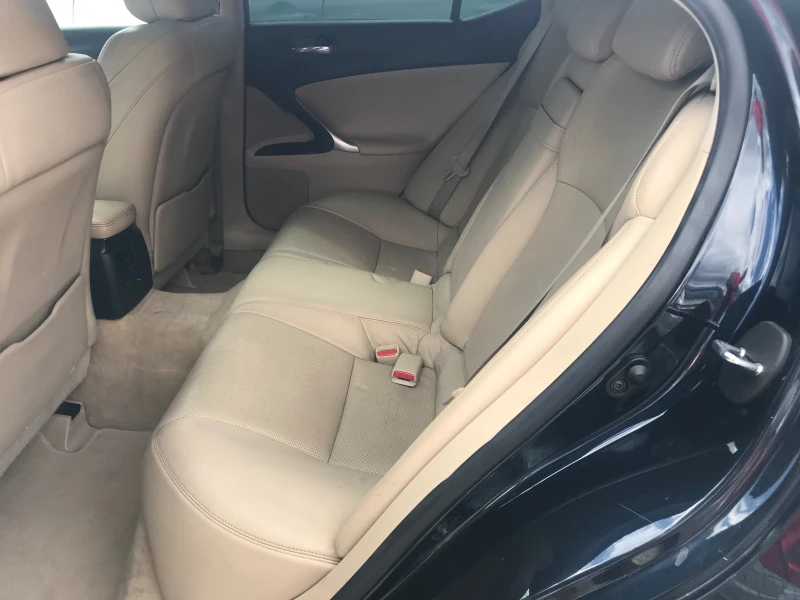 Lexus IS 250 AUTOM.-NAVi-full, снимка 11 - Автомобили и джипове - 51550166
