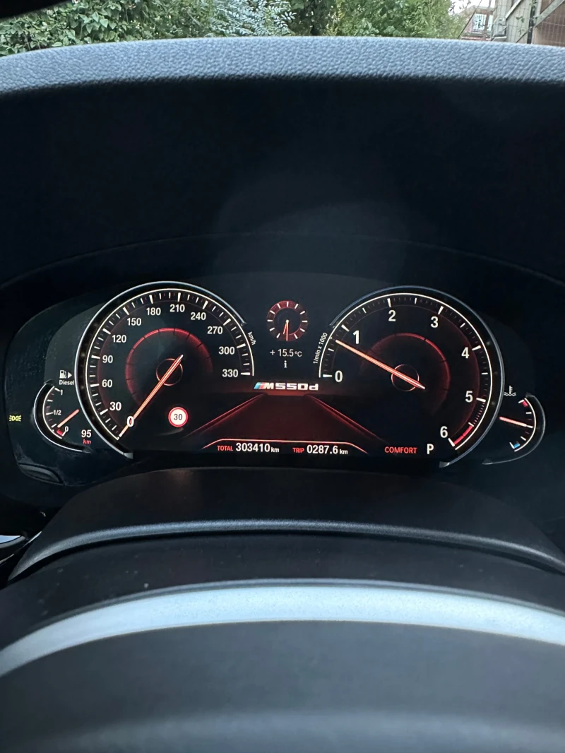 BMW 530 BMW G30 , снимка 13 - Автомобили и джипове - 52079381