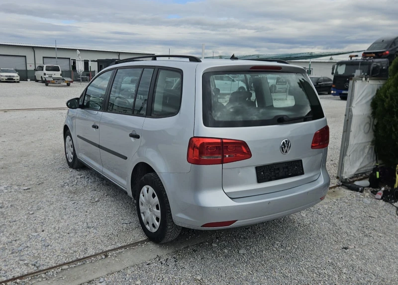 VW Touran 1.6TDI.105кс.2012.ТОП състояние, снимка 8 - Автомобили и джипове - 52383452