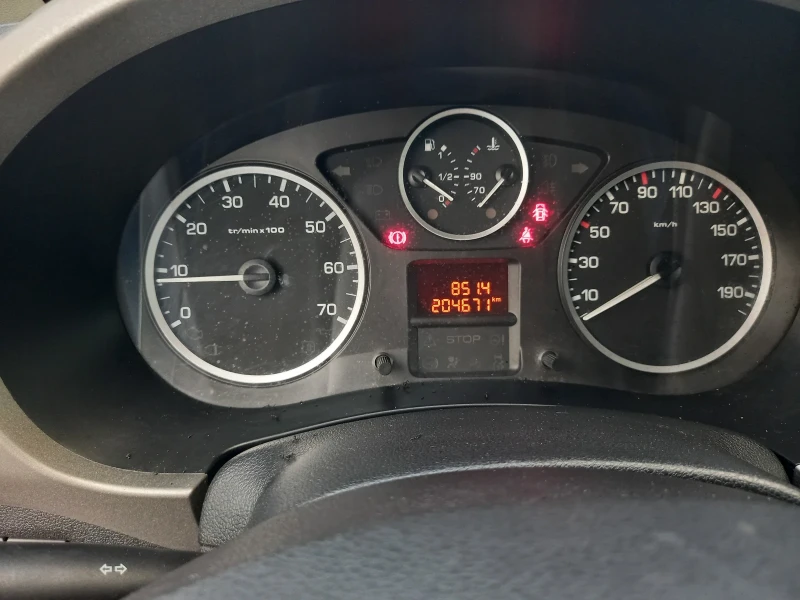 Peugeot Partner  TEPEE  OUTDOOR    1.6HDI 109k.c. климатроник, снимка 11 - Автомобили и джипове - 52482168