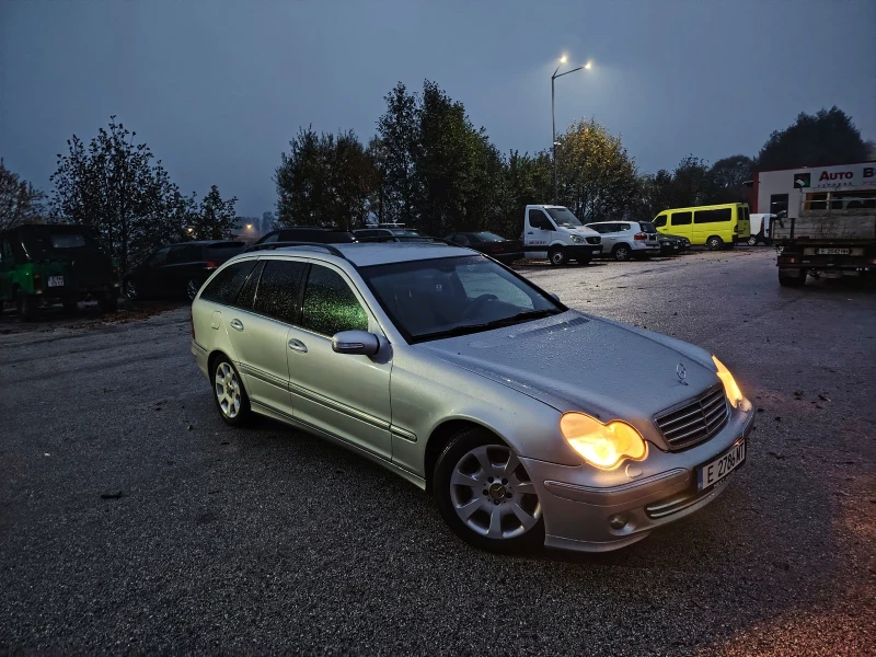 Mercedes-Benz C 270, снимка 2 - Автомобили и джипове - 52832904