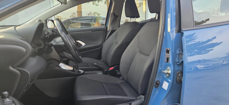 Toyota Yaris ГАРАНЦИЯ 06.2031г., снимка 9 - Автомобили и джипове - 52848123