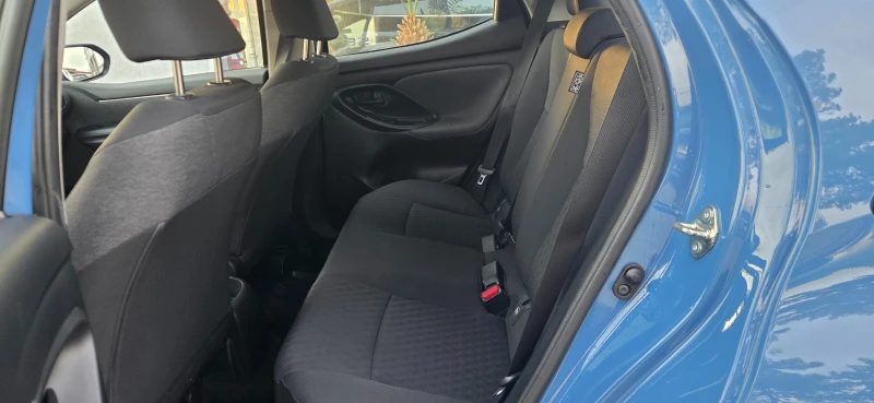 Toyota Yaris ГАРАНЦИЯ 06.2031г., снимка 10 - Автомобили и джипове - 52848123