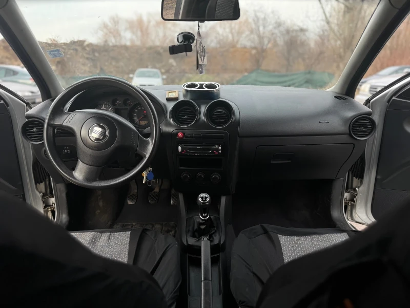 Seat Ibiza, снимка 7 - Автомобили и джипове - 53263833