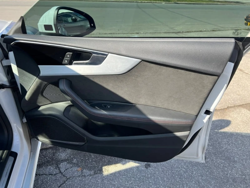 Audi S5 * Technik/B&O/360/PANO/NAVI/MASSAGE , снимка 11 - Автомобили и джипове - 53391820