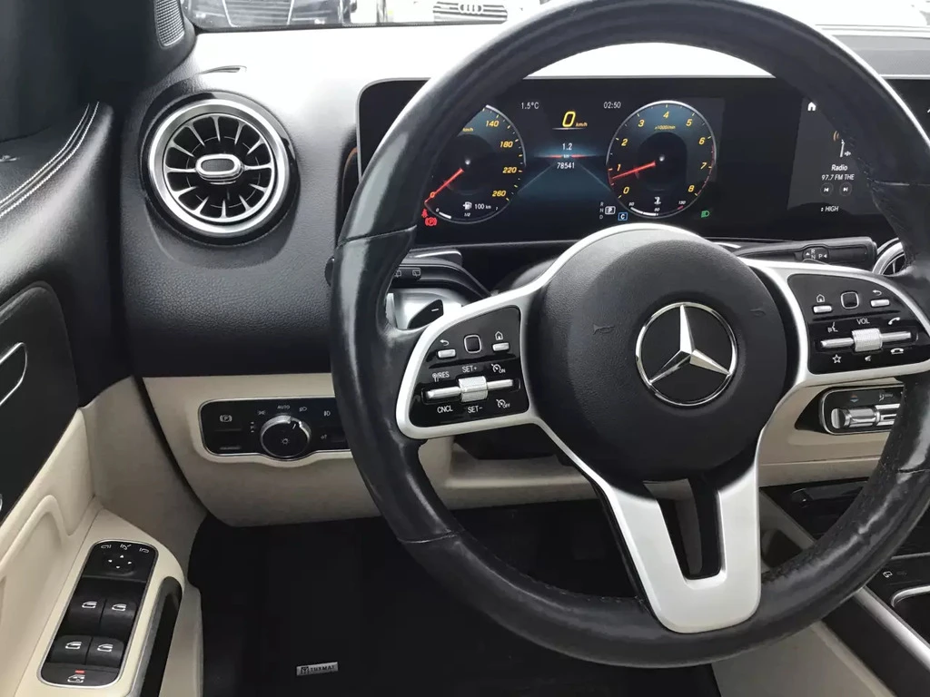 Mercedes-Benz GLB 250 4MATIC SUV 2.0 - изображение 9