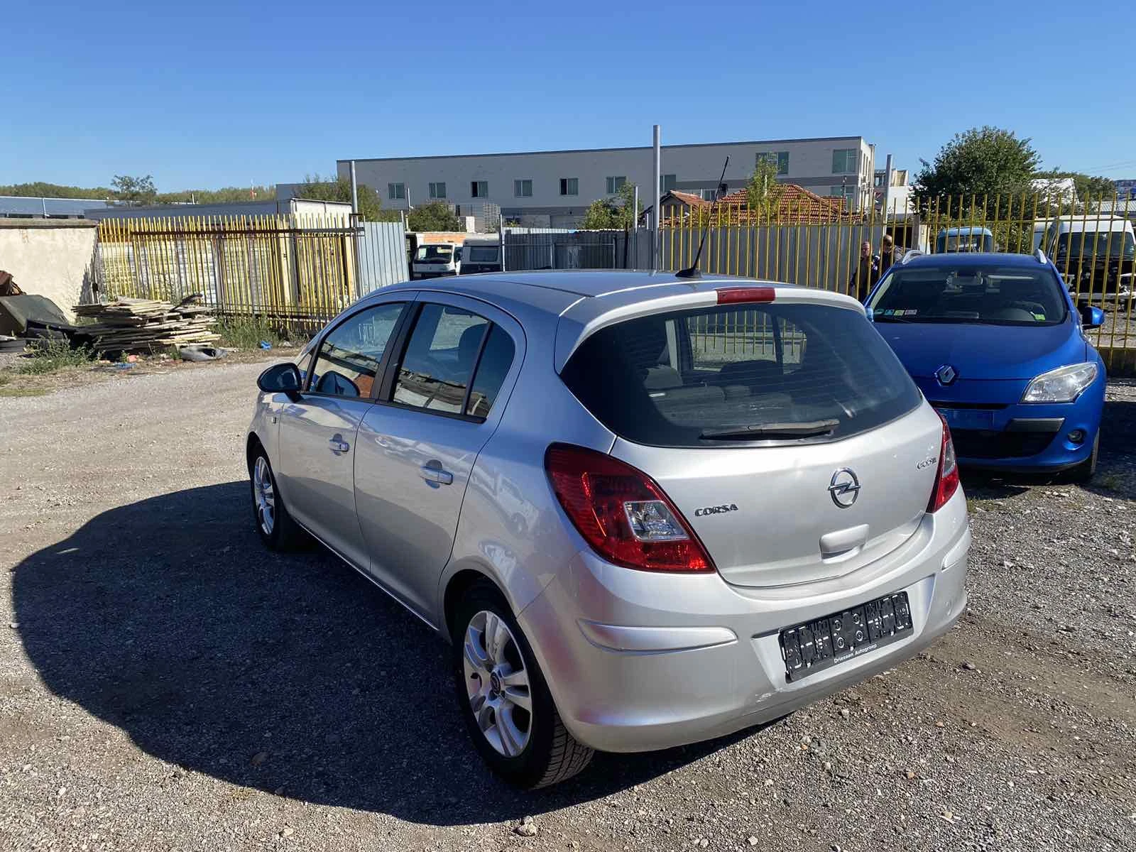 Opel Corsa 1.3 CDTI NAVI - изображение 4