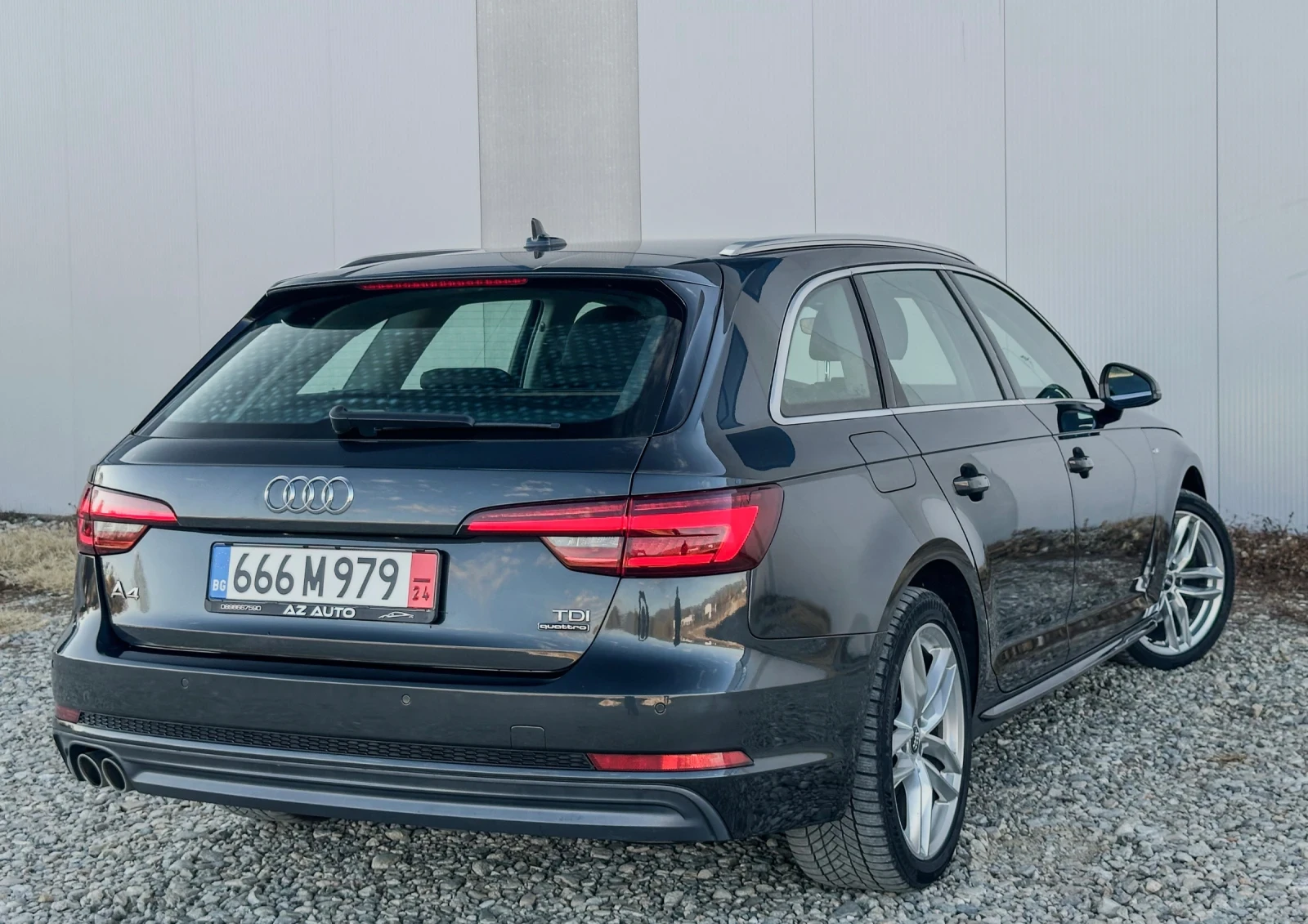 Audi A4 ПРОДАДЕН 2.0TDI S-Line Quattro LED Панорама - изображение 6