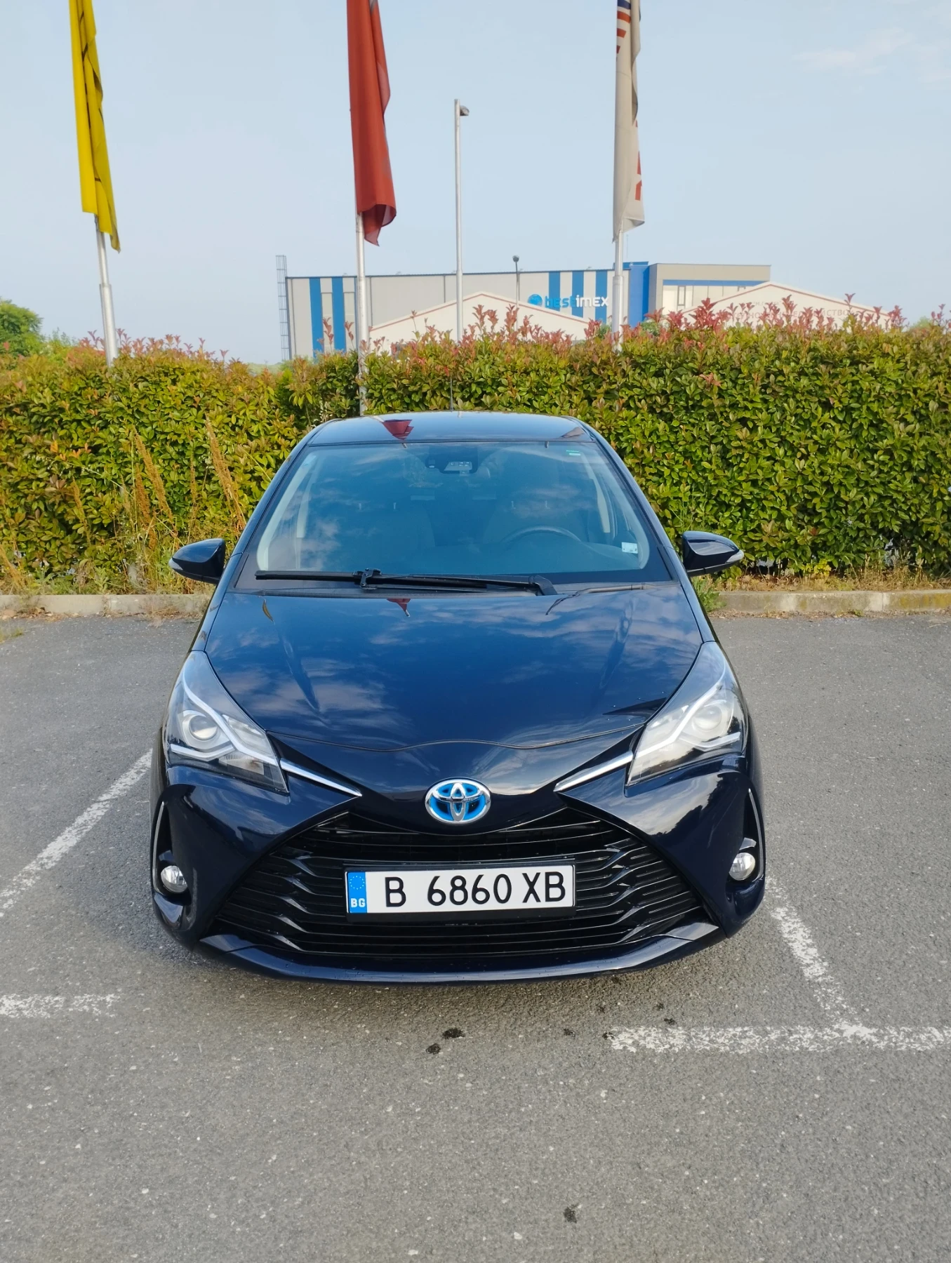 Toyota Yaris 1.5 Hybrid, automatic, в гаранция до 2029г - изображение 3