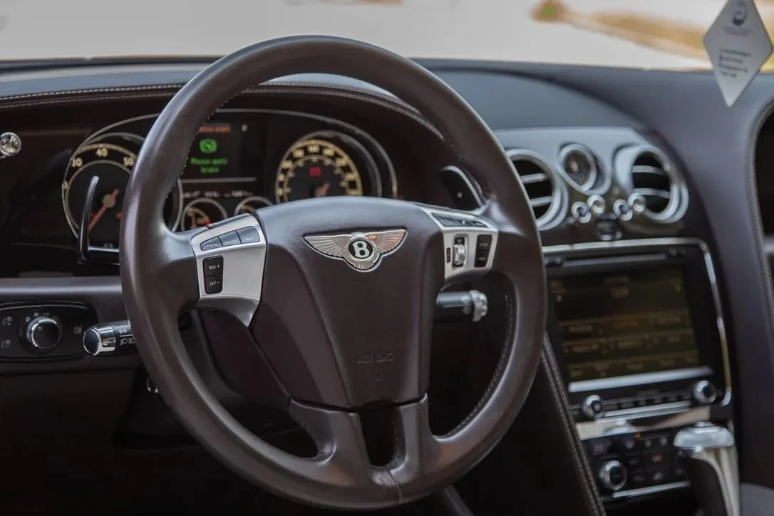 Bentley Continental gt  - изображение 8