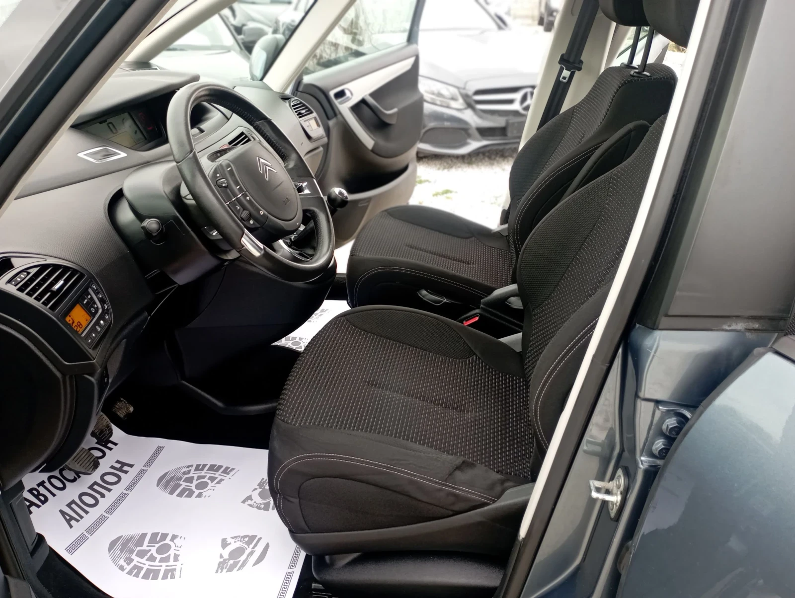 Citroen C4 Picasso 1.6HDI - изображение 7