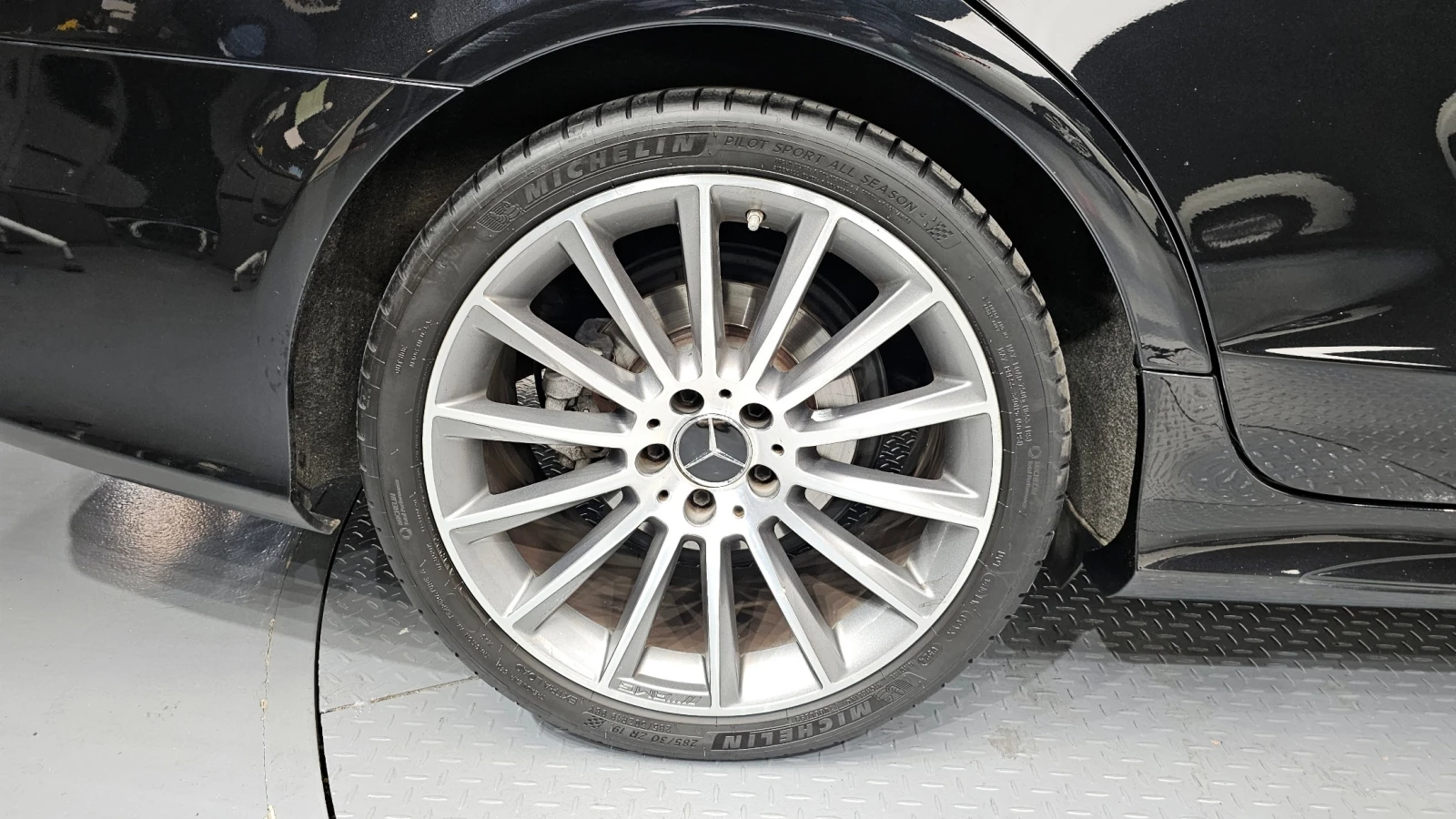 Mercedes-Benz CLS 400 Amg Line* Camera* Navi* АВТОКРЕДИТ, снимка 9 - Автомобили и джипове - 54586594