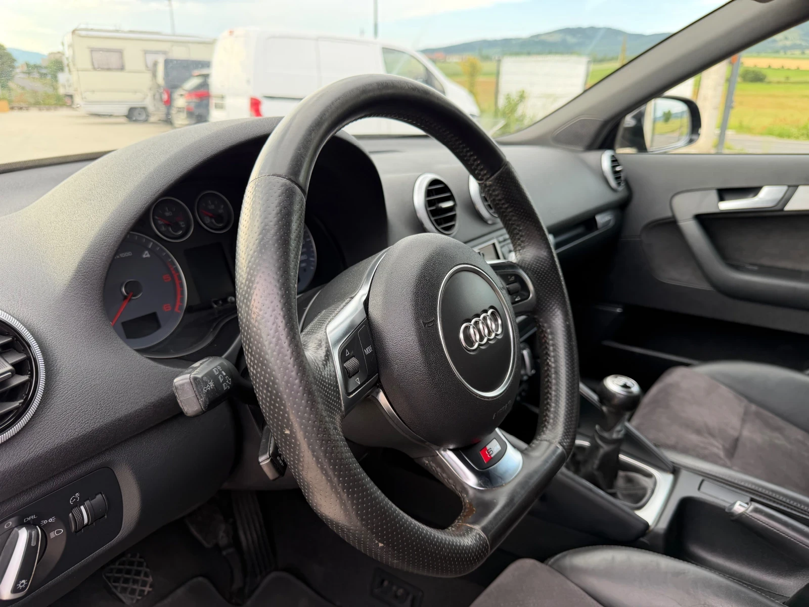 Audi A3 Sportbek, Guatro 2.0tdi 170hp, снимка 9 - Автомобили и джипове - 54856911
