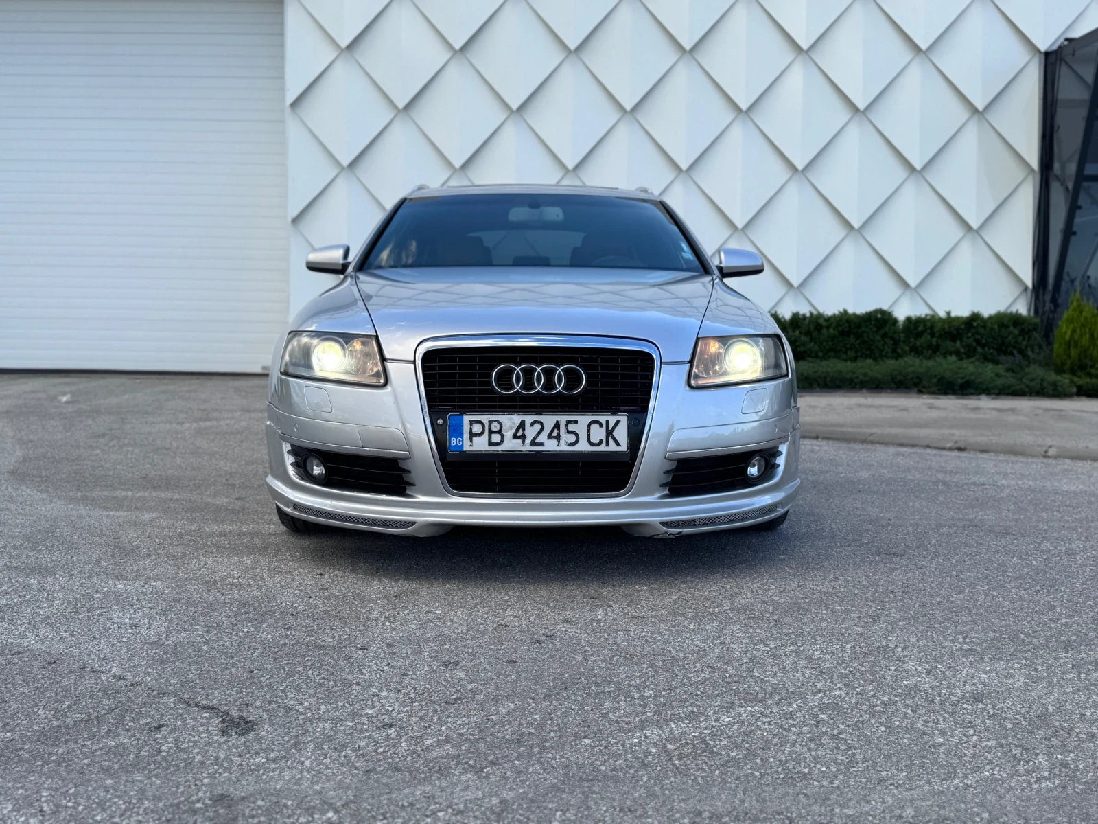 Audi A6 Комби, снимка 2 - Автомобили и джипове - 54896280