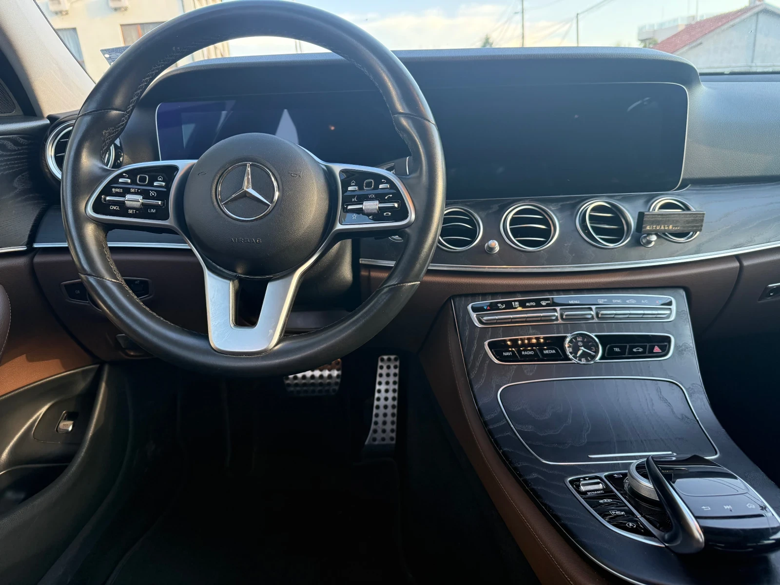 Mercedes-Benz E 200 E 200 Hybrid 4 Matic | Mobile.bg � ����������� 9