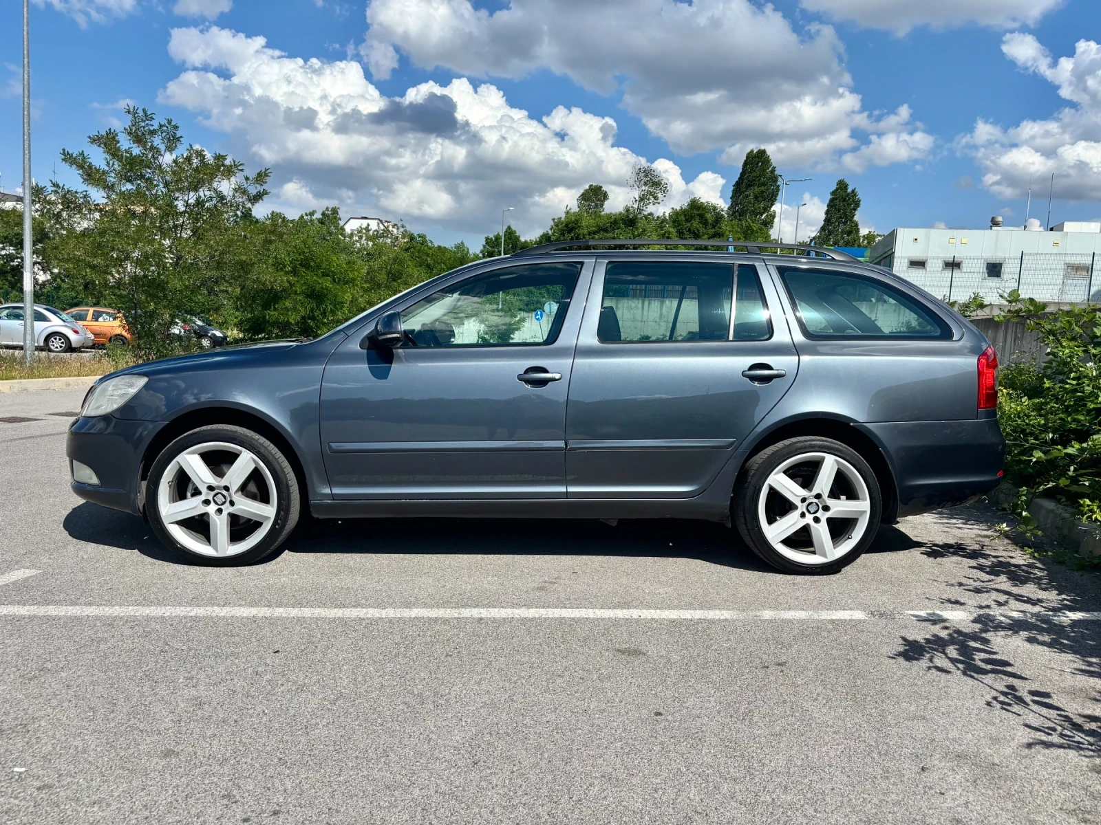 Skoda Octavia 2.0 DSG 6, снимка 6 - Автомобили и джипове - 55018735