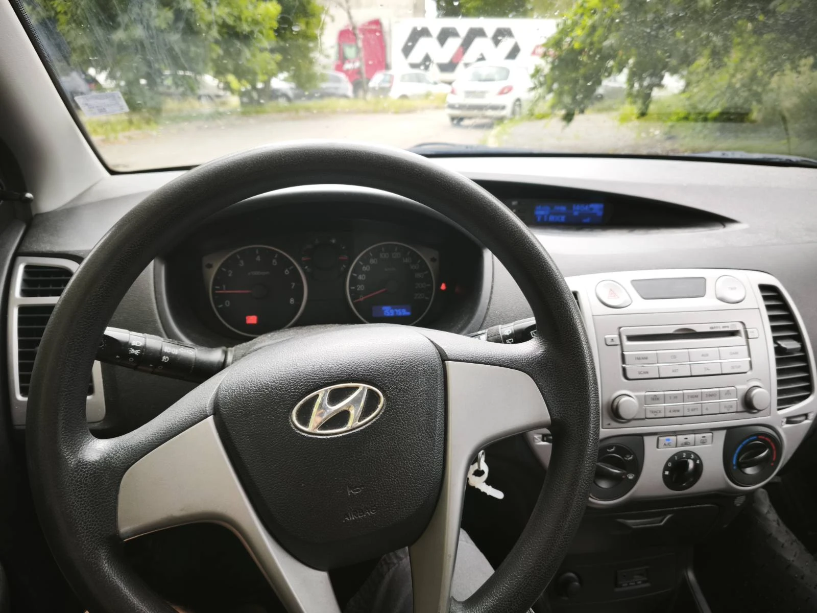 Hyundai I20, снимка 5 - Автомобили и джипове - 55033035