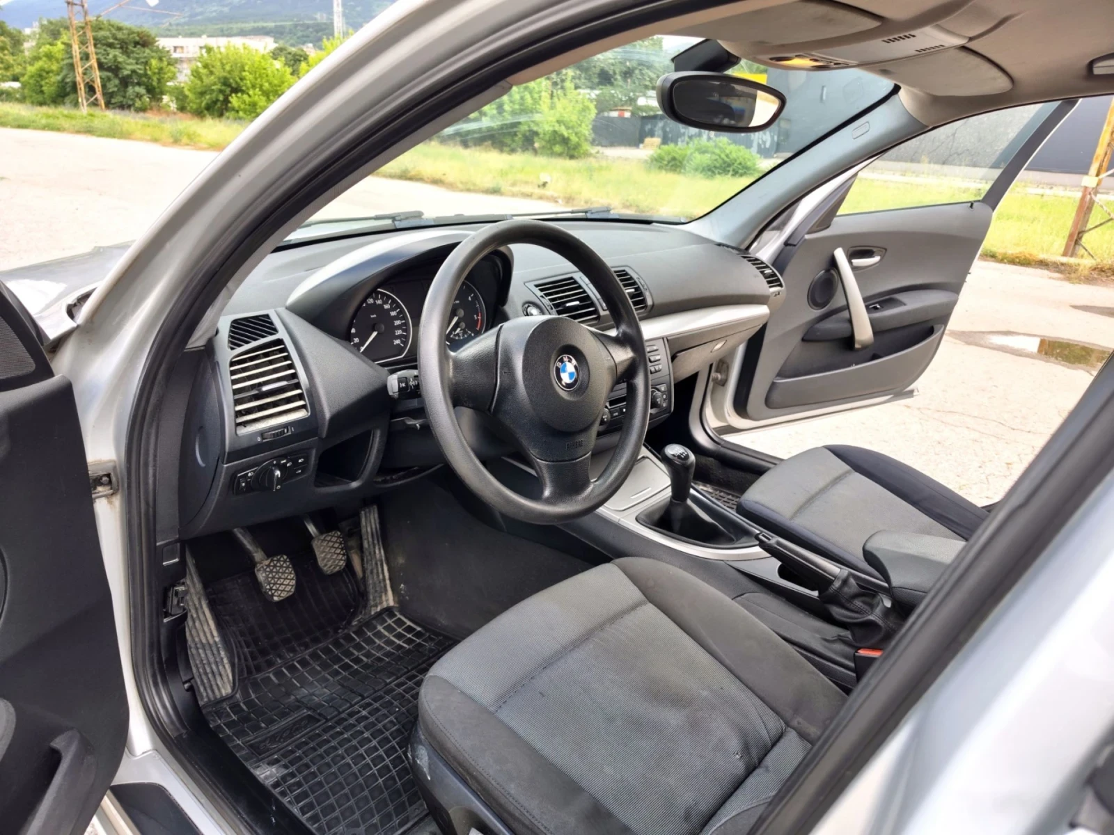 BMW 118, снимка 10 - Автомобили и джипове - 55076572