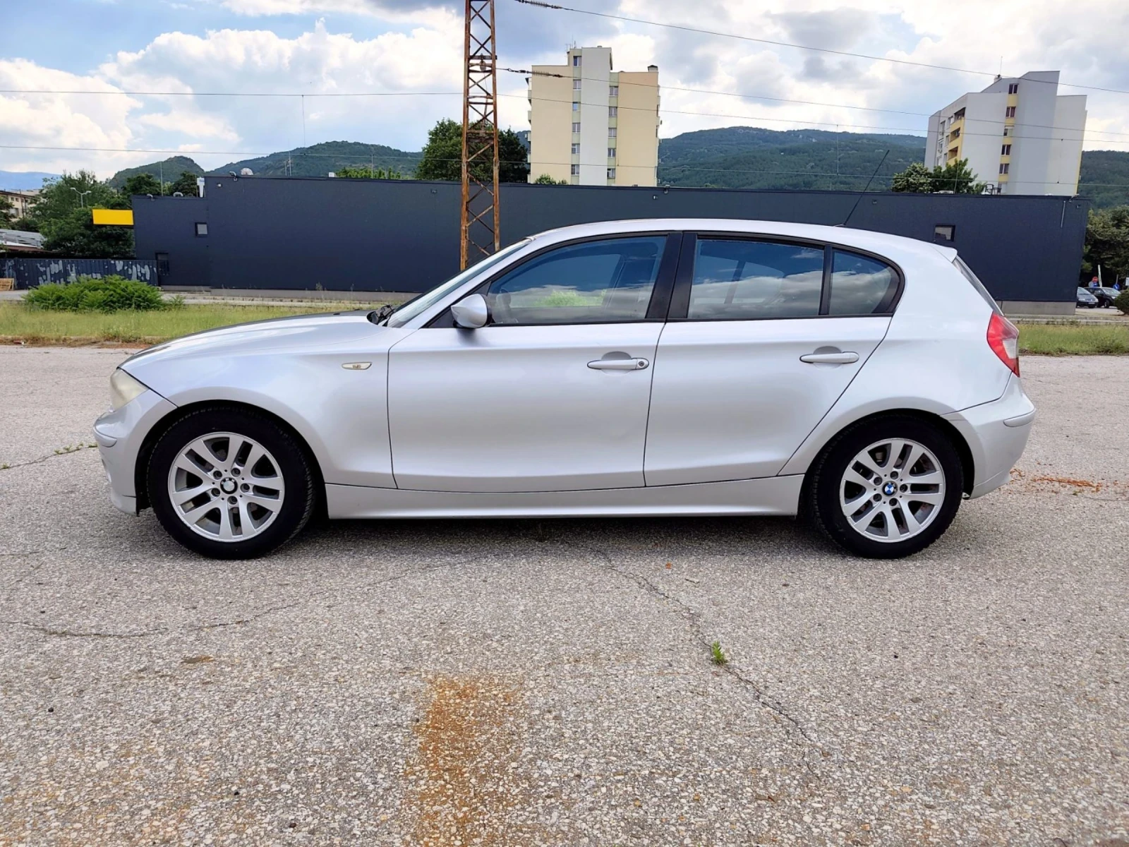 BMW 118, снимка 5 - Автомобили и джипове - 55076572