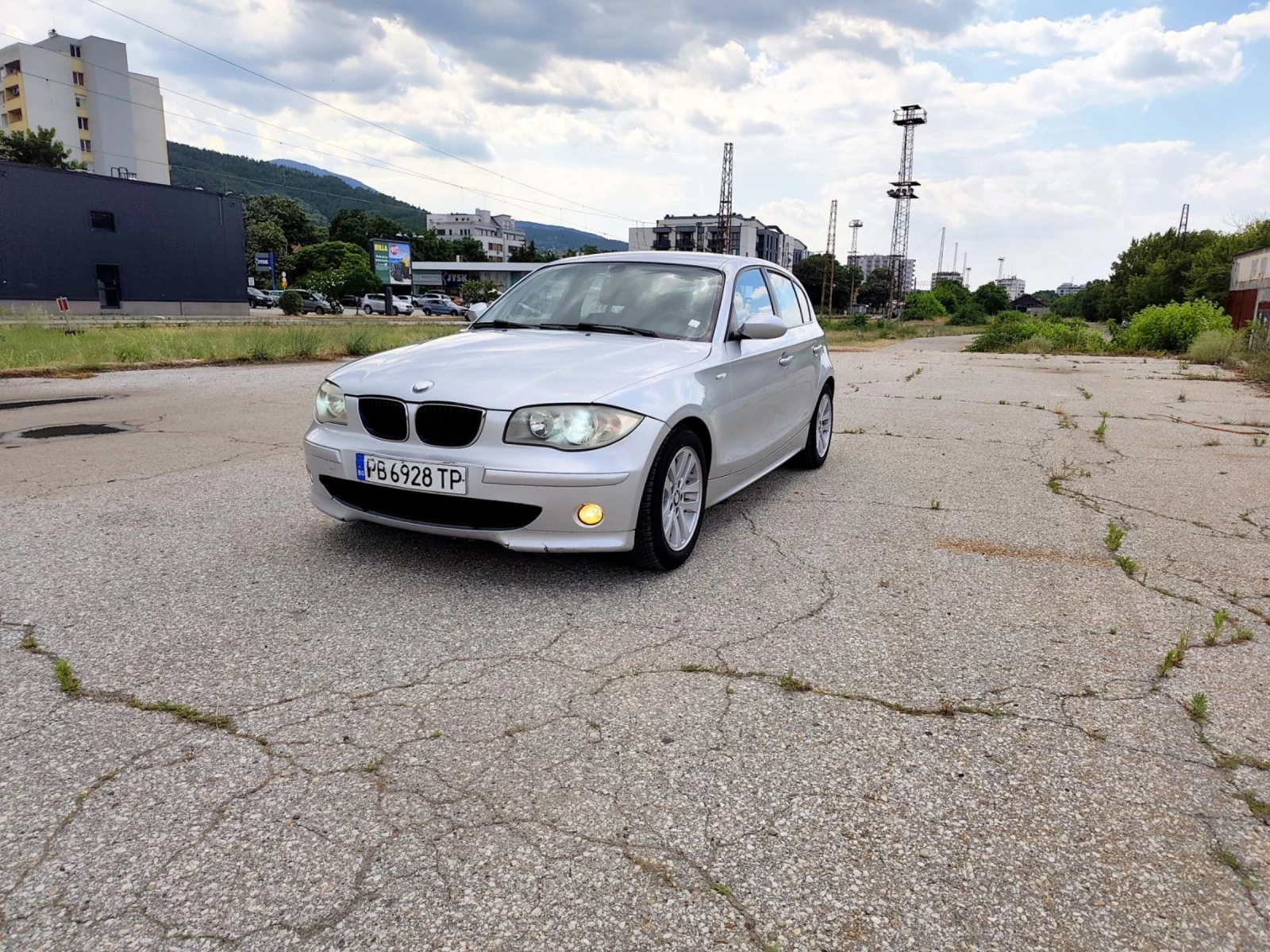 BMW 118, снимка 3 - Автомобили и джипове - 55076572