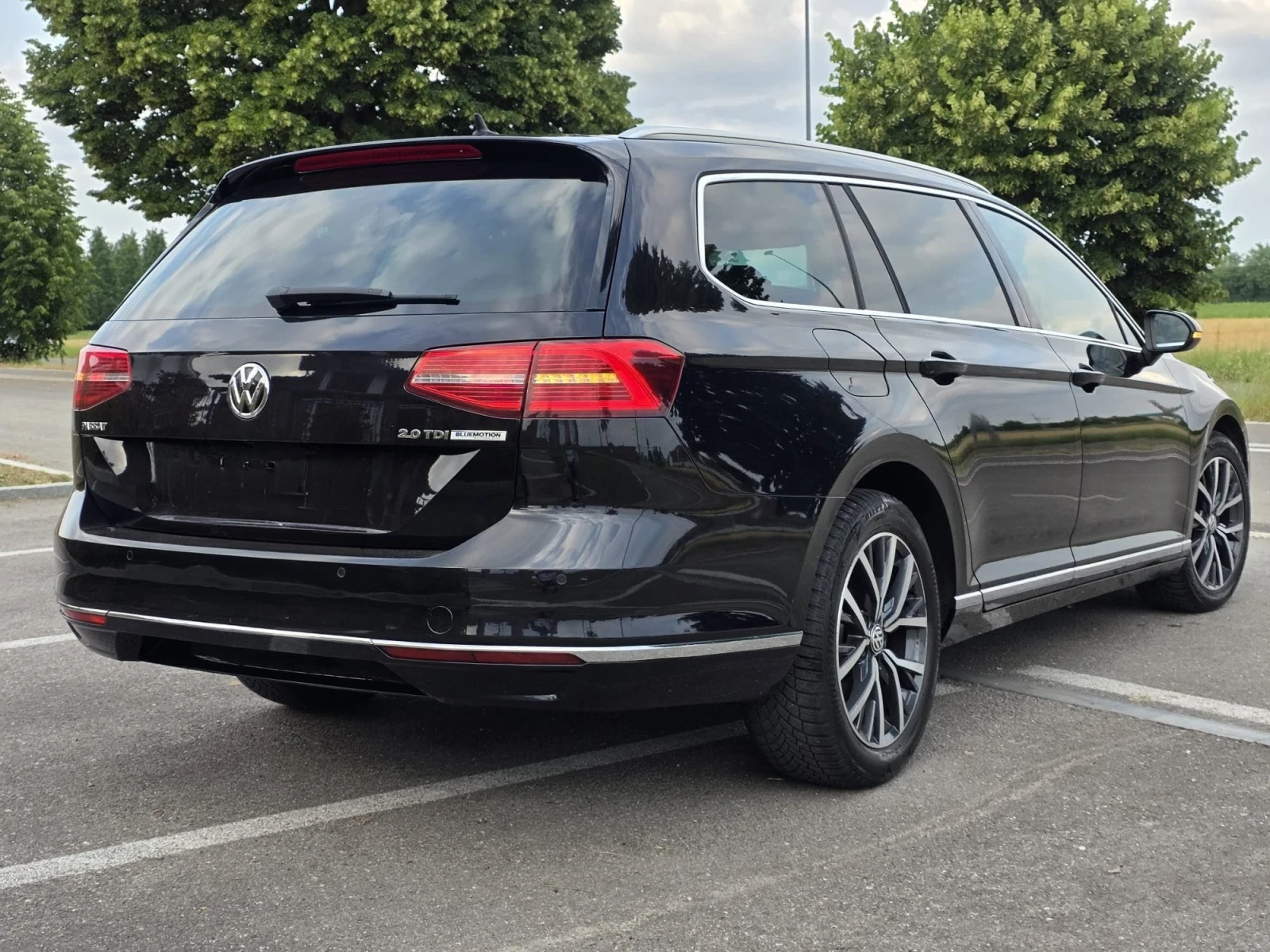 VW Passat 2.0TDI DSG Virtual, снимка 4 - Автомобили и джипове - 55248733