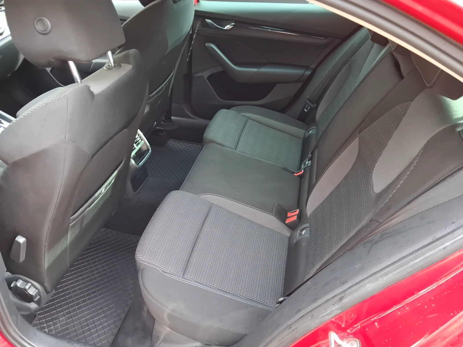 Skoda Octavia Амбишън 1, 5 TSI / 96 kW / 130 к.с., 7DSG, снимка 12 - Автомобили и джипове - 55283208
