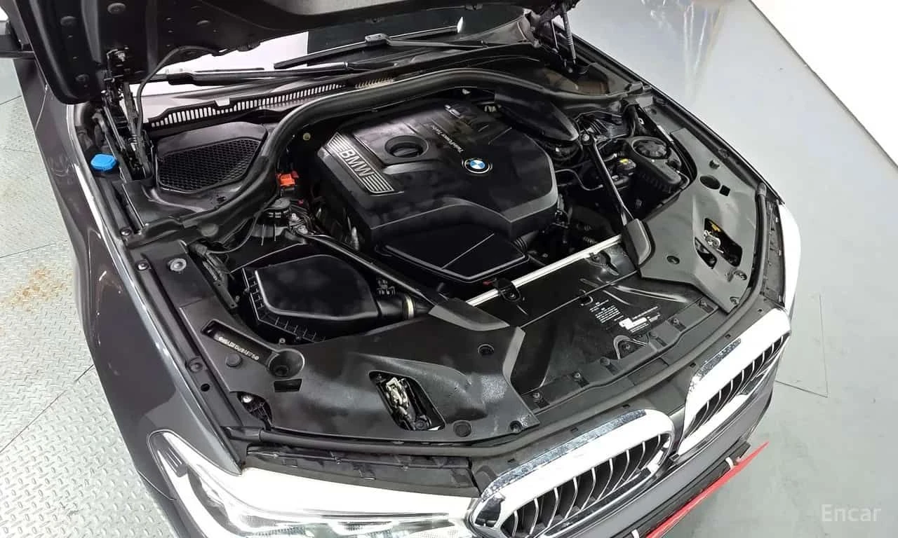 BMW 530 * 530i xDrive M Sport Package * CARFAX * ���� �� � | Mobile.bg � ����������� 6