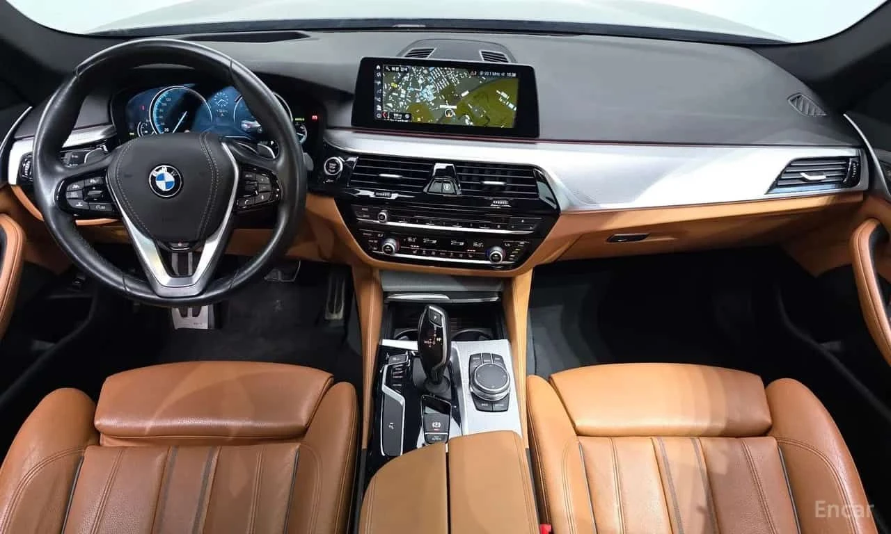 BMW 530 * 530i xDrive M Sport Package * CARFAX * ���� �� � | Mobile.bg � ����������� 8