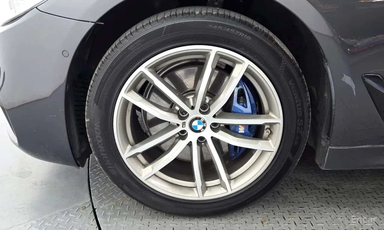 BMW 530 * 530i xDrive M Sport Package * CARFAX * ���� �� � | Mobile.bg � ����������� 5