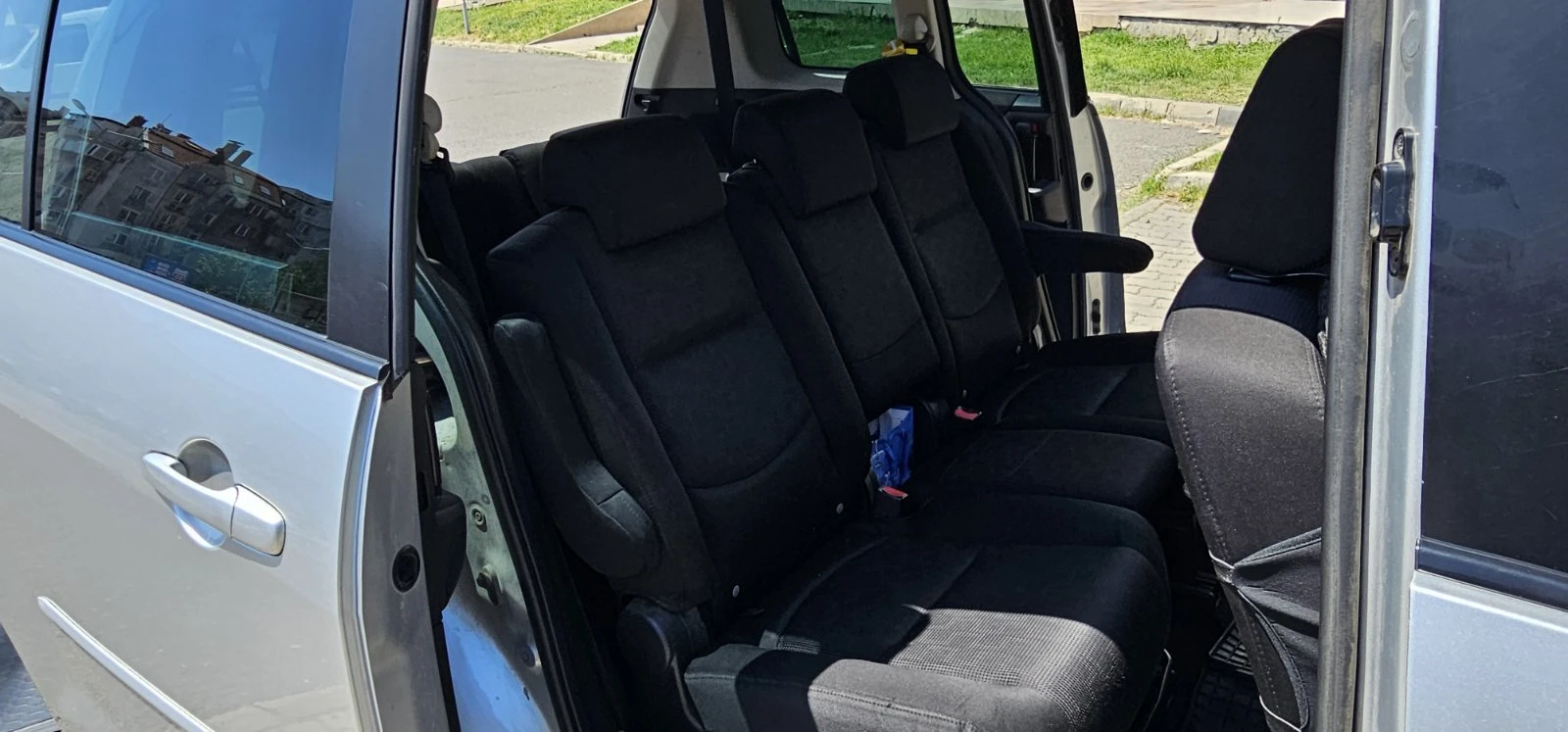 Mazda 5 АВТОМАТ-ГАЗ, снимка 5 - Автомобили и джипове - 55642471