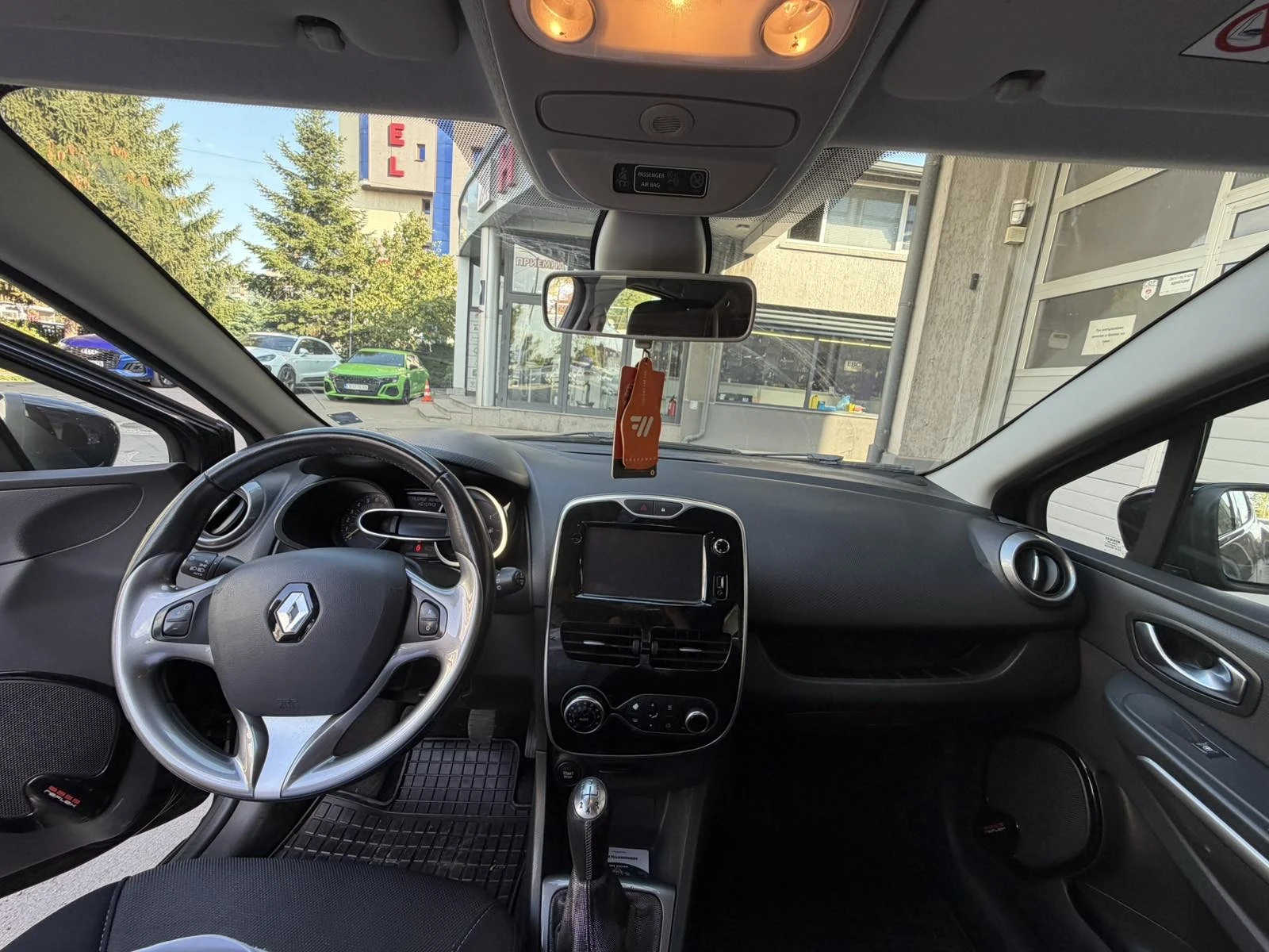 Renault Clio 0.9 TCE 55000км, снимка 7 - Автомобили и джипове - 56152317