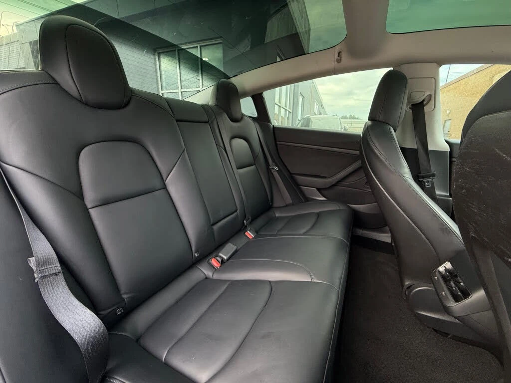 Tesla Model 3 2020* DIS* LANE ASSIT* ПОДГРЕВ* КАМЕРА* PANO* КРАЙ, снимка 13 - Автомобили и джипове - 56261720