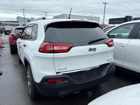 Jeep Cherokee * Sport * CARFAX *    | Mobile.bg    4