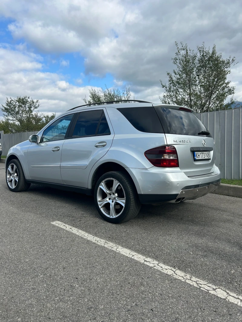 Mercedes-Benz ML 420 CDI V8 4 MATIC, снимка 6 - Автомобили и джипове - 48503084