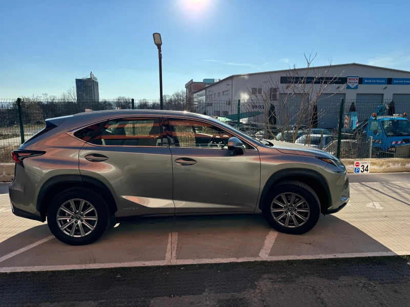 Lexus NX 300h, снимка 3 - Автомобили и джипове - 48391833