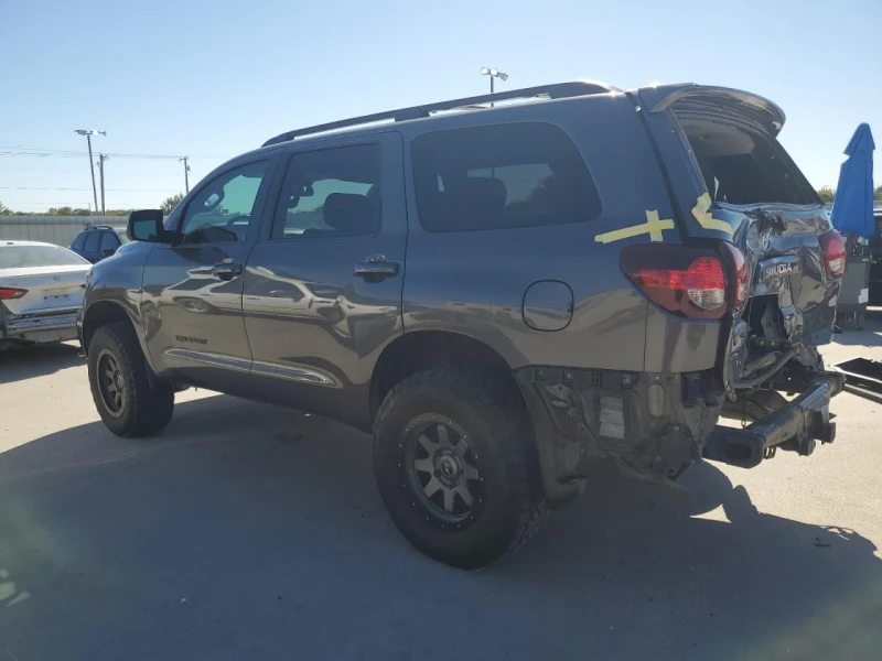 Toyota Sequoia SR5/КОЖА/ФИНАНСИРАНЕ, снимка 2 - Автомобили и джипове - 52453905