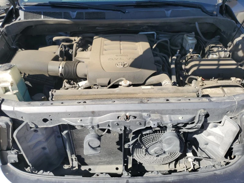 Toyota Sequoia SR5/КОЖА/ФИНАНСИРАНЕ, снимка 12 - Автомобили и джипове - 52453905