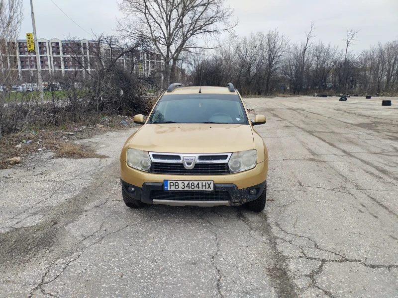 Dacia Duster 1.6 бензин , снимка 13 - Автомобили и джипове - 53479311