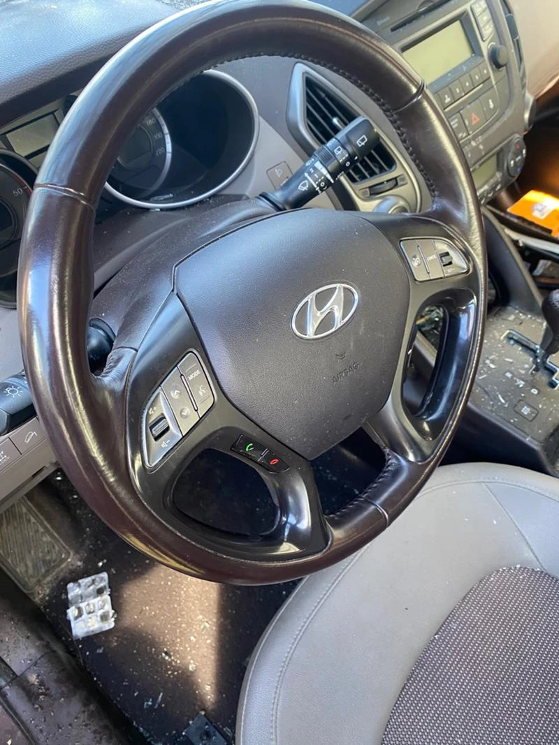 Hyundai IX35 2.0crdi 4x4 - изображение 6
