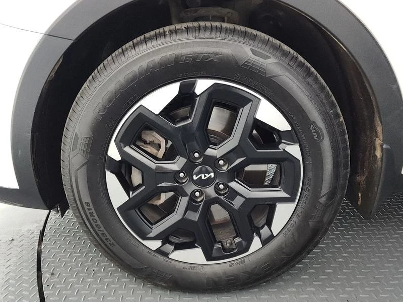 Kia Sorento Diesel 2.2 4WD| 199к.с.| ВКЛ.ТЕХНОТЕСТ, снимка 5 - Автомобили и джипове - 55611867