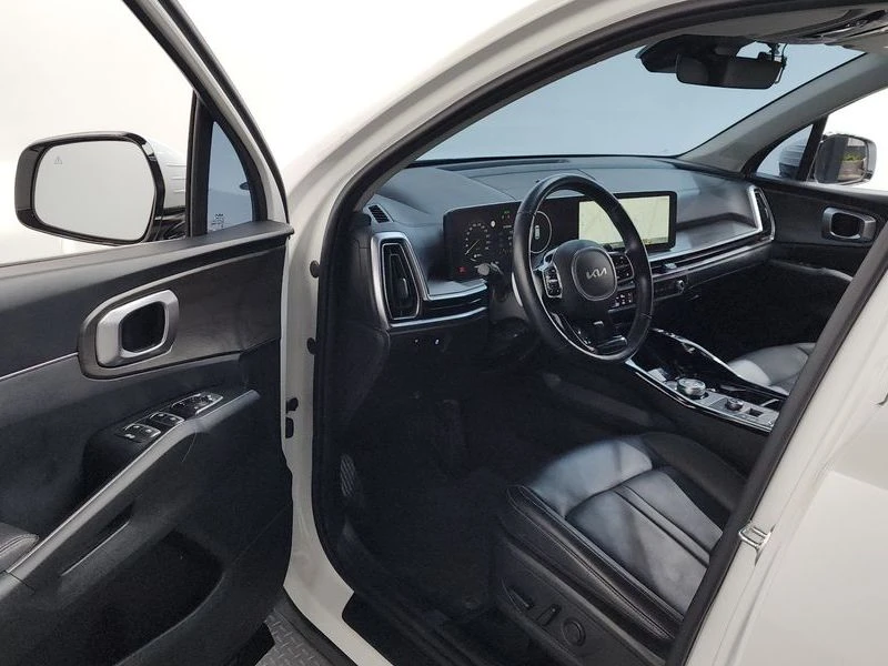 Kia Sorento Diesel 2.2 4WD| 199к.с.| ВКЛ.ТЕХНОТЕСТ, снимка 10 - Автомобили и джипове - 55611867