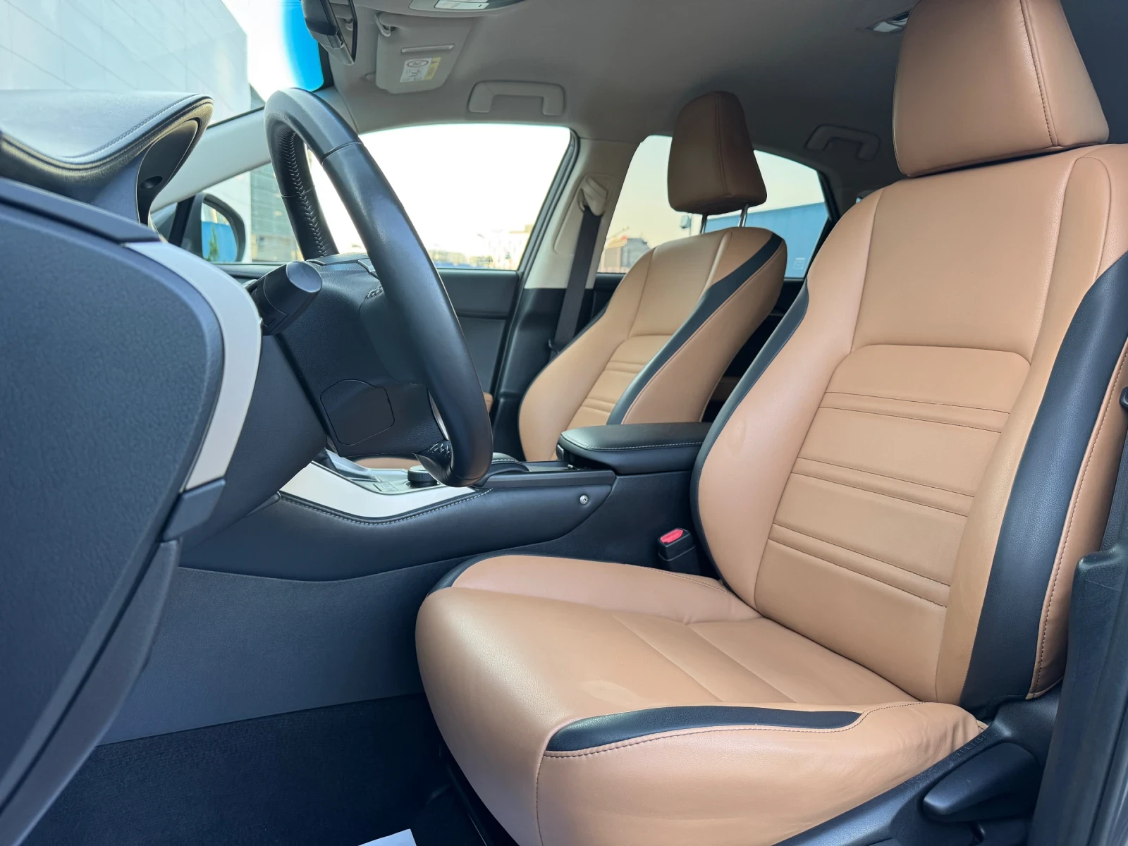 Lexus NX 300h 2.5HYBRID-KEYLESS-КОЖА-ПОДГРЕВ-КАМЕРА-162Х.КМ-ТОП! - изображение 10