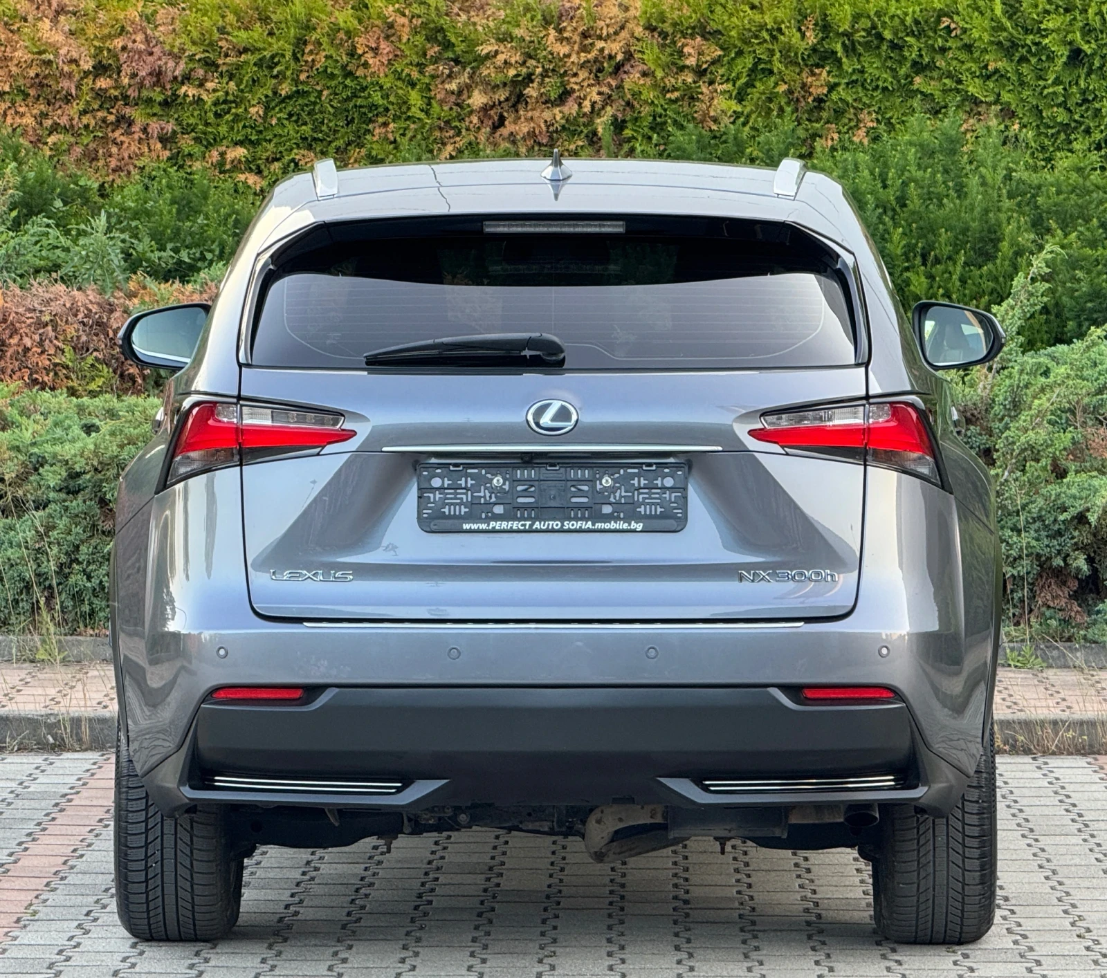 Lexus NX 300h 2.5HYBRID-KEYLESS-КОЖА-ПОДГРЕВ-КАМЕРА-162Х.КМ-ТОП! - изображение 4