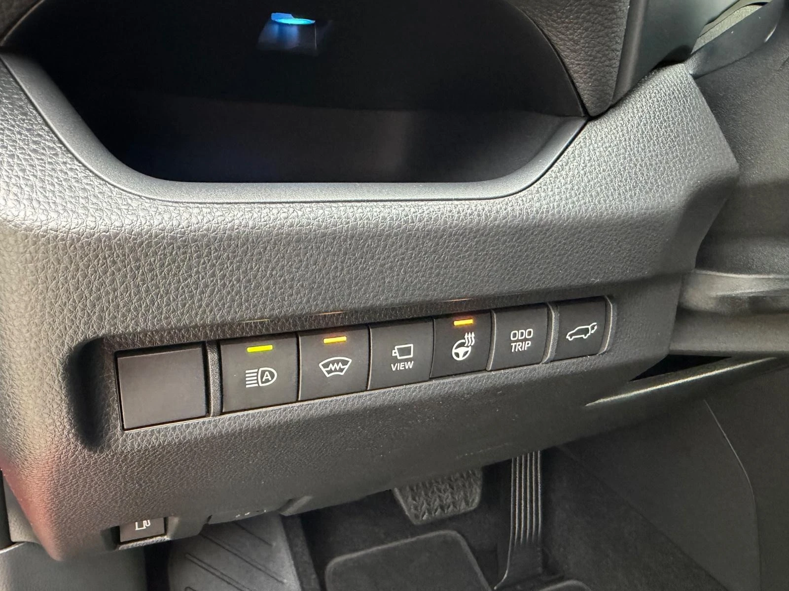 Toyota Rav4 GR SPORT HYBRID 4X4 JBL 360 - изображение 9