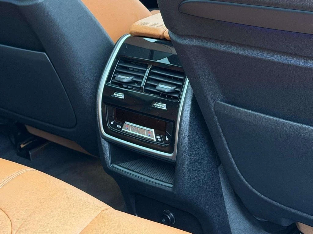 BMW X5 xDrive40i  CARFAX | Mobile.bg � ����������� 14