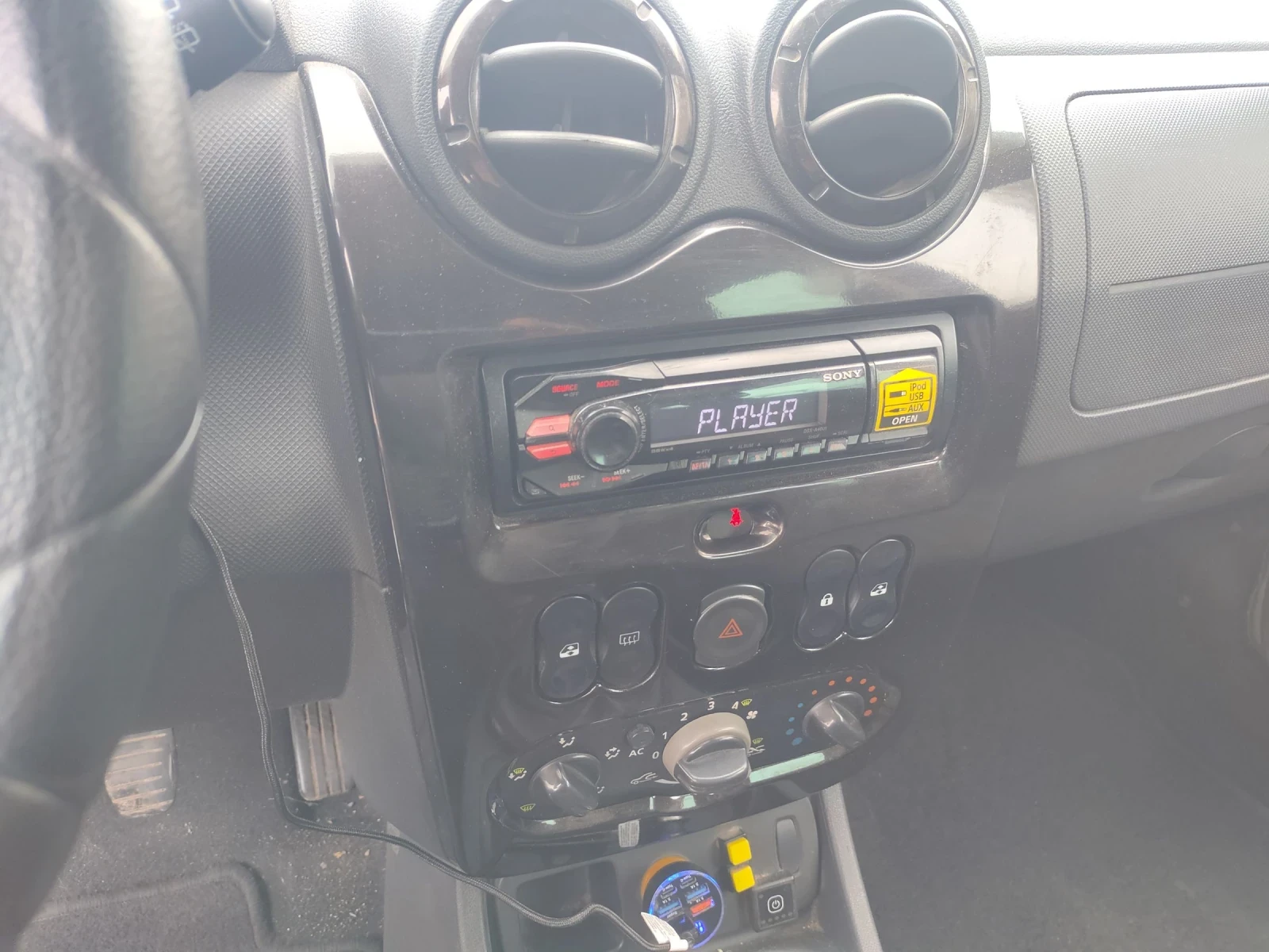 Dacia Duster 1.6 ������  | Mobile.bg � ����������� 11