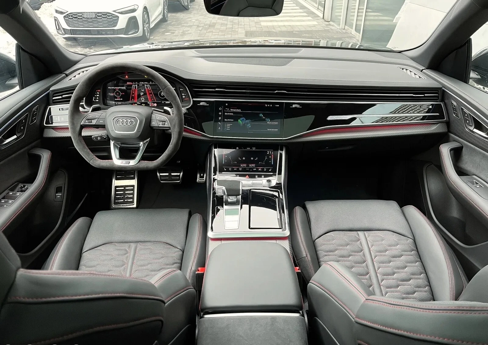 Audi RSQ8 Performance, снимка 5 - Автомобили и джипове - 53952306