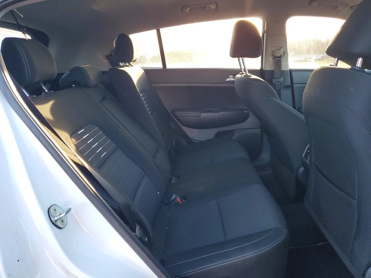 Kia Sportage * Lx* BUY NOW* ФИКС.ЦЕНА* , снимка 11 - Автомобили и джипове - 53994262